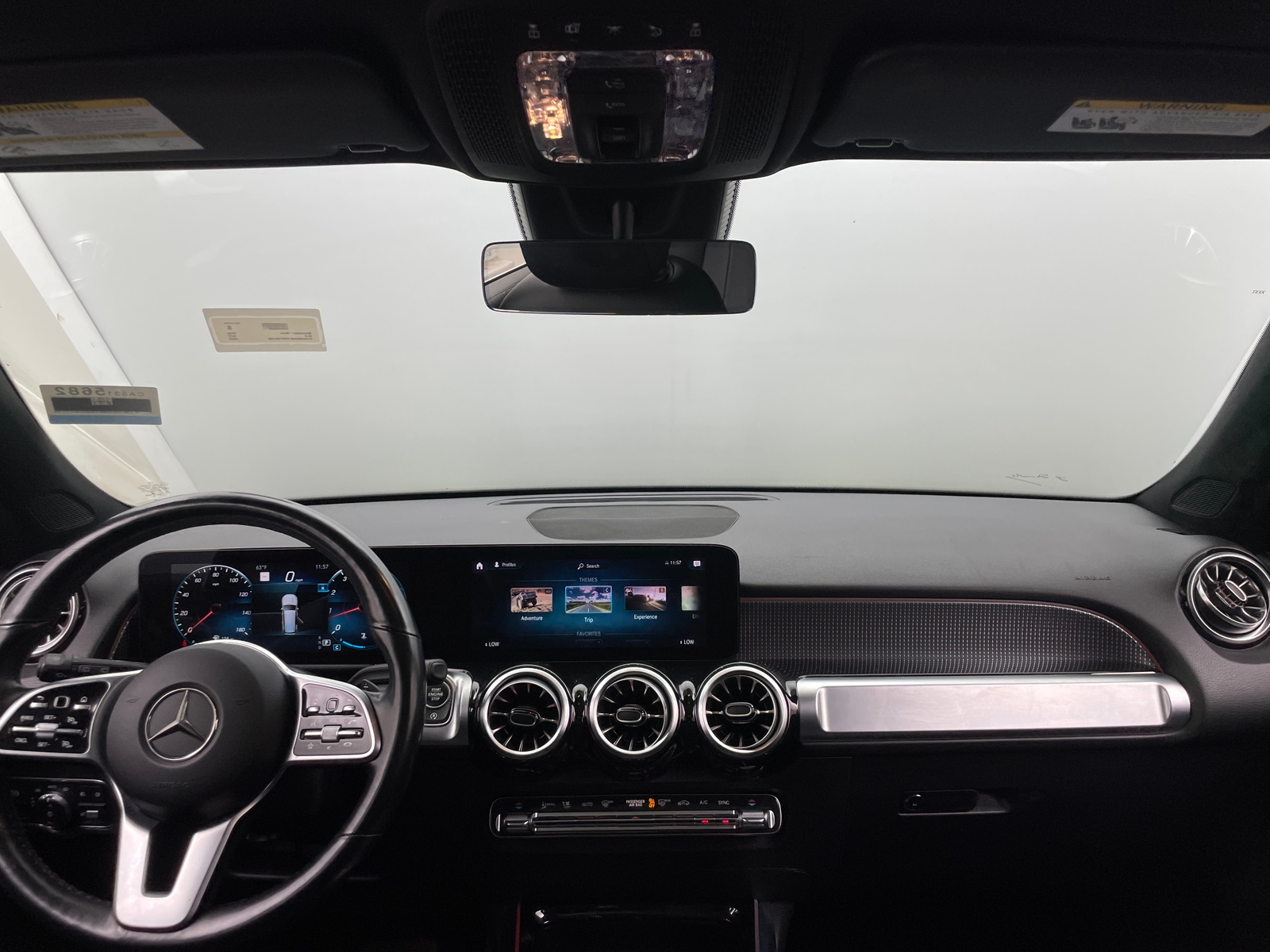 Thumbnail: 2022 Mercedes-Benz GLB - 2