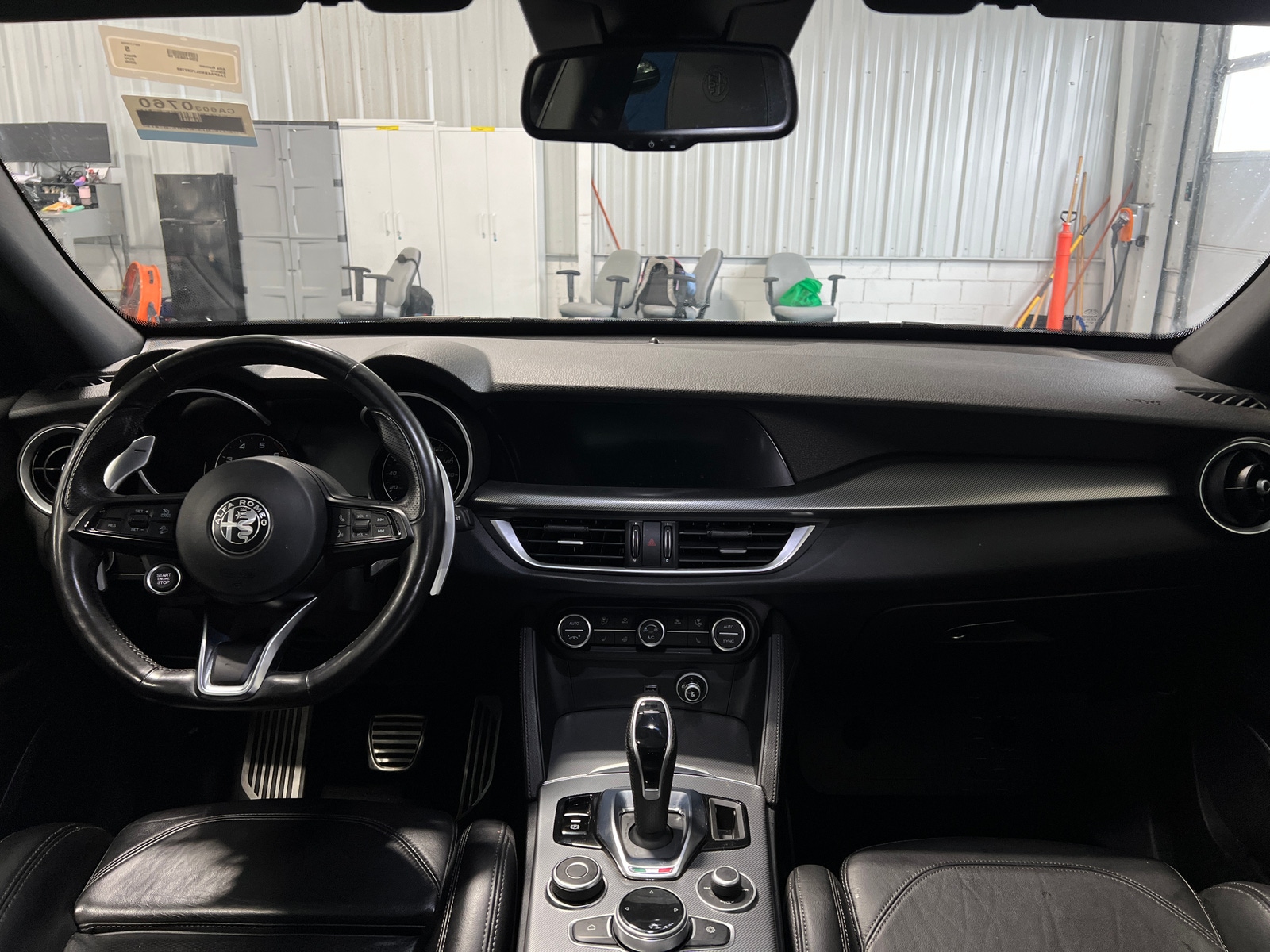 Thumbnail: 2020 Alfa Romeo Stelvio - 2