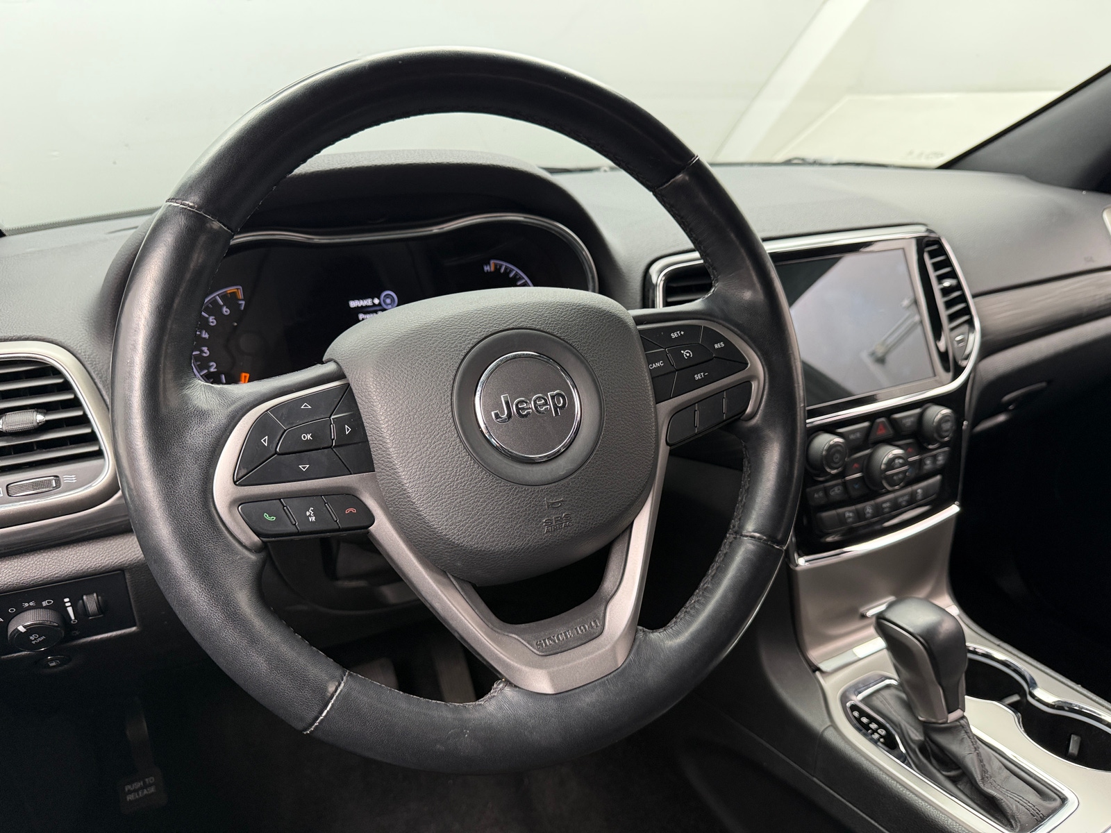 Thumbnail: 2022 Jeep Grand Cherokee - 5