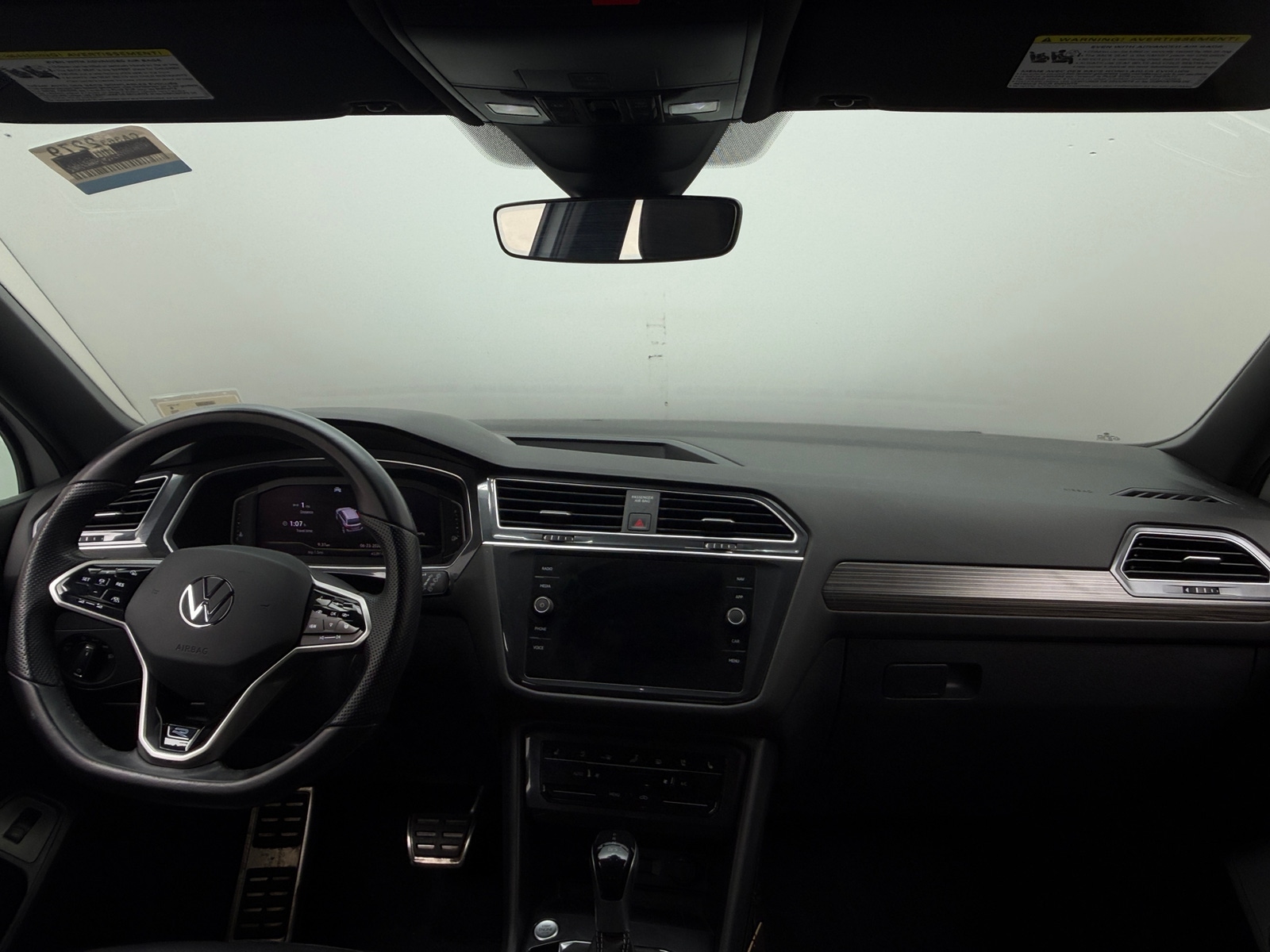 Thumbnail: 2022 Volkswagen Tiguan - 2