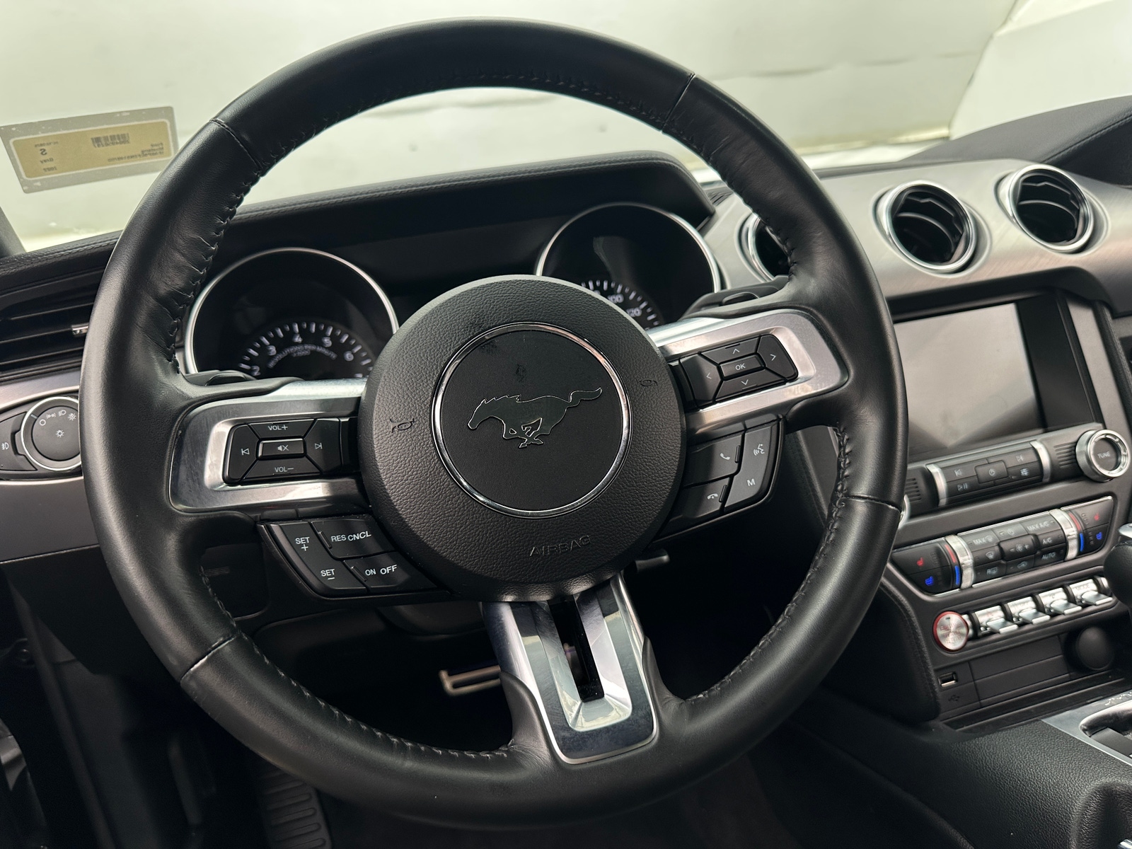 Thumbnail: 2022 Ford Mustang - 3