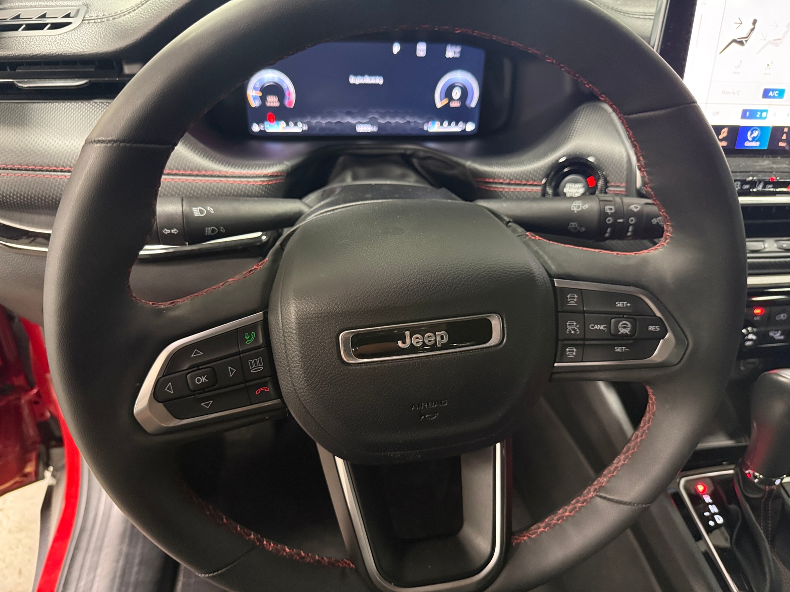 Thumbnail: 2023 Jeep Compass - 4
