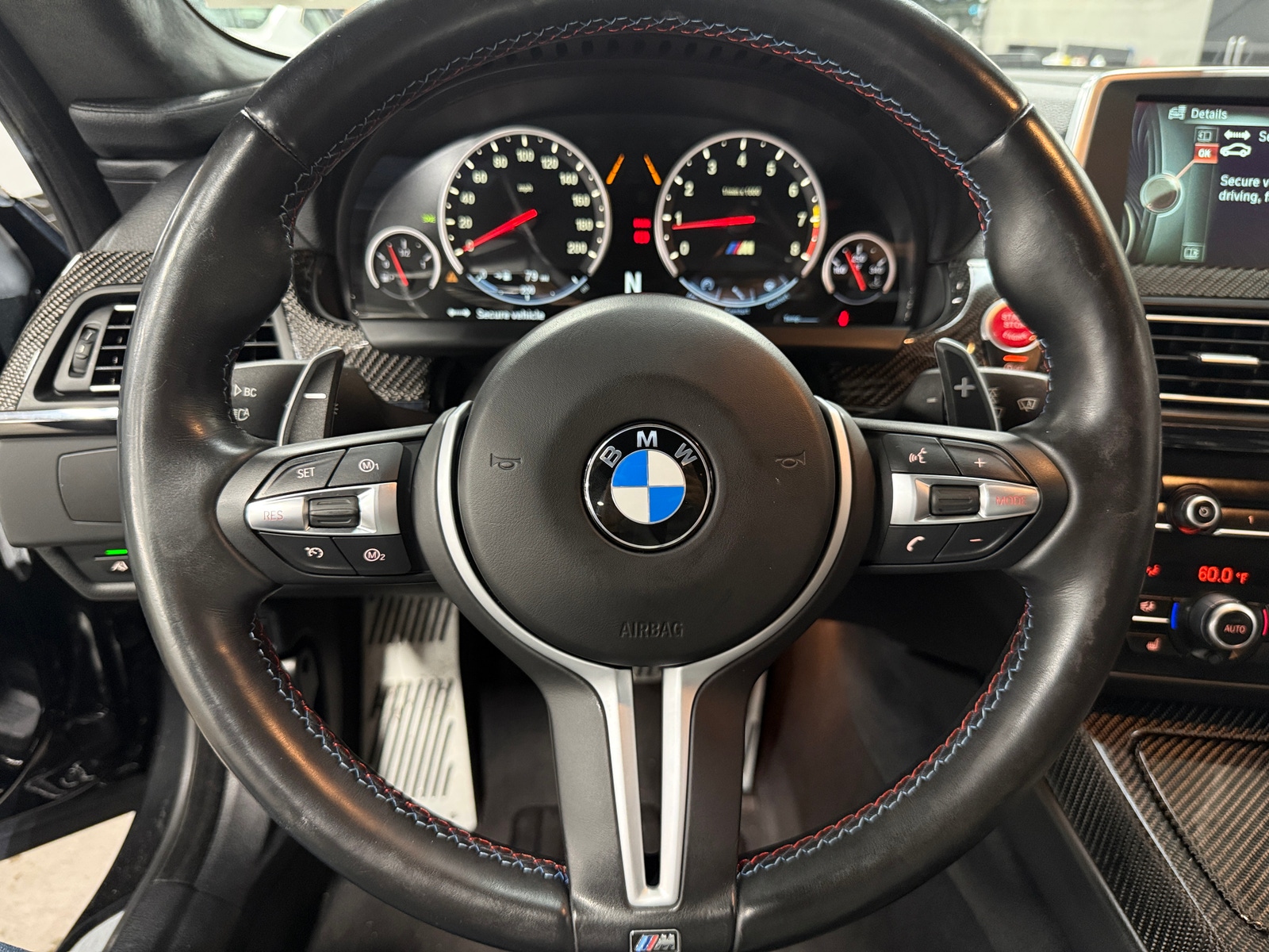 Thumbnail: 2015 BMW M6 - 4