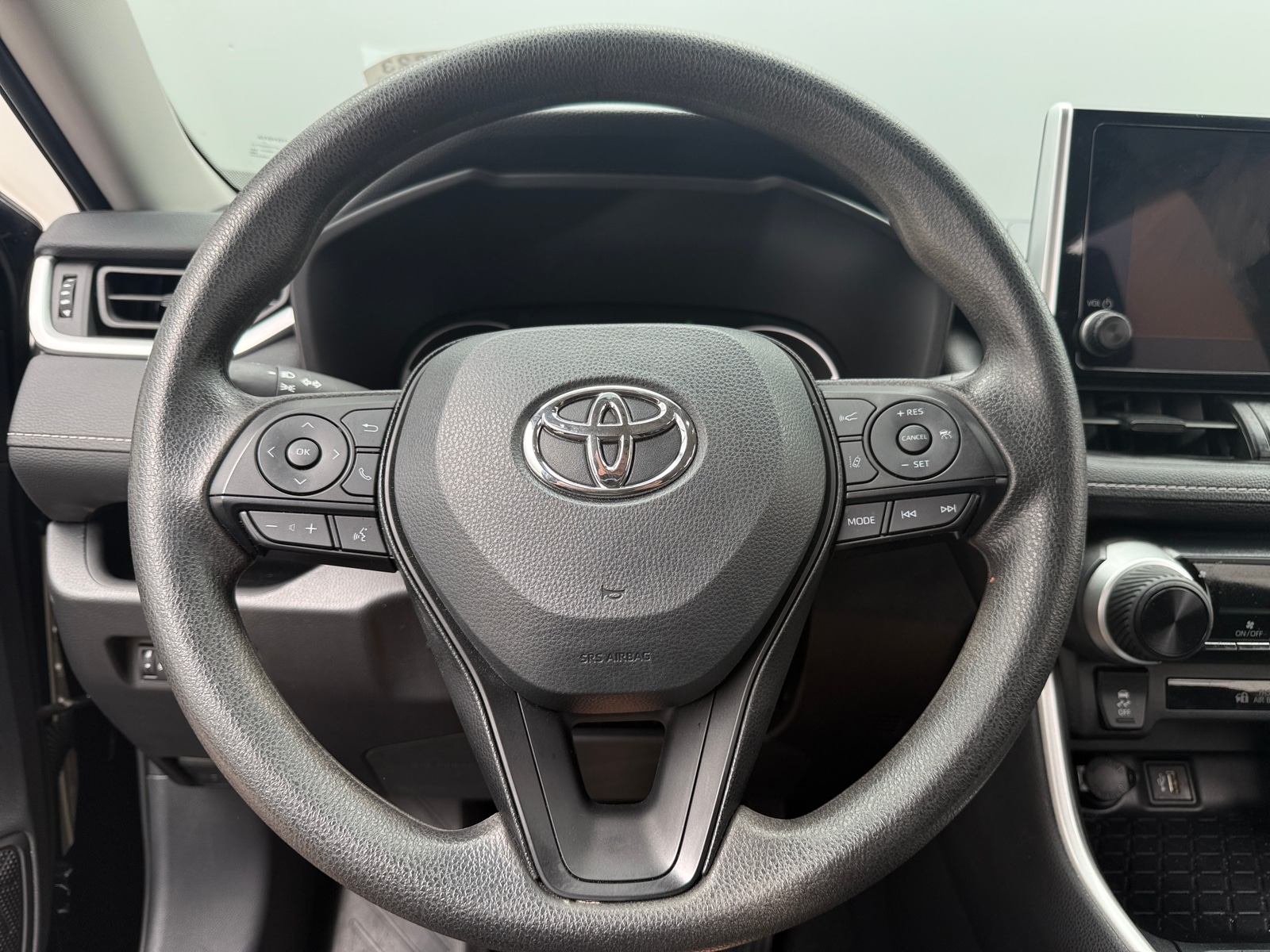 Thumbnail: 2024 Toyota RAV4 - 5