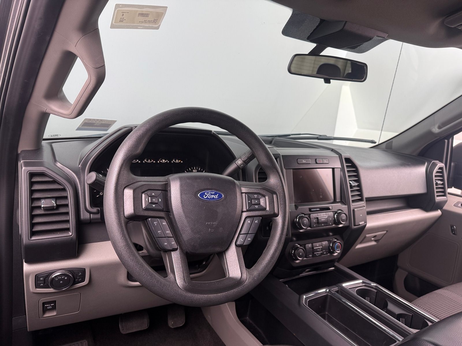 Thumbnail: 2020 Ford Econoline - 3
