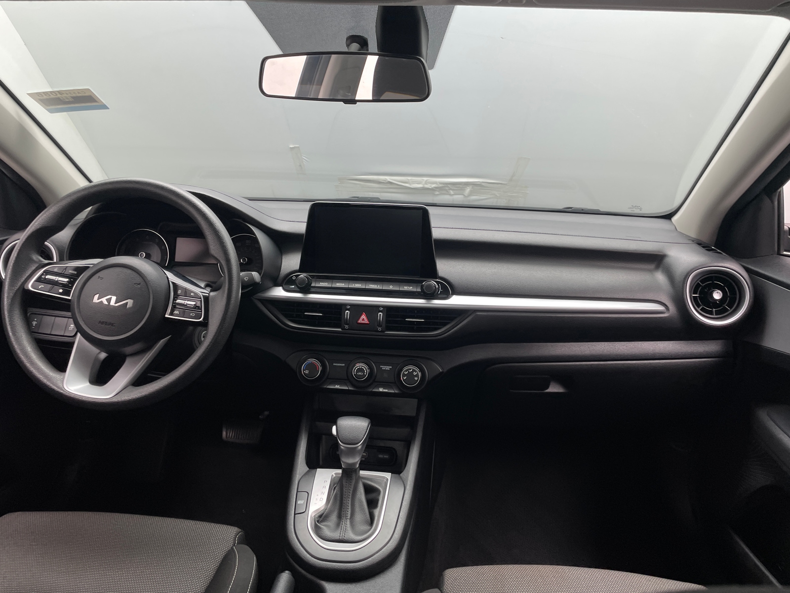 Thumbnail: 2023 Kia Forte - 3