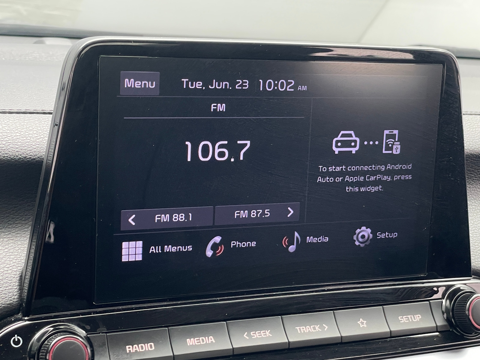 Thumbnail: 2023 Kia Forte - 4