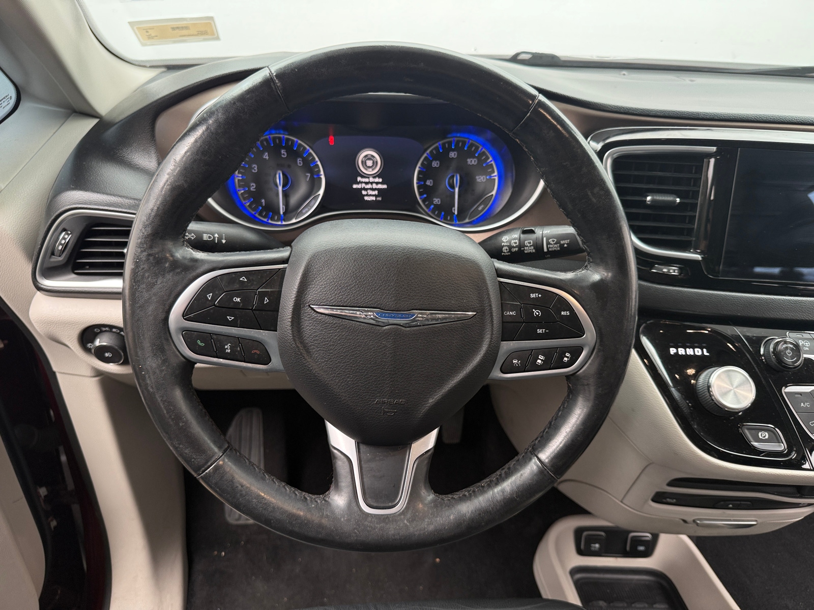 Thumbnail: 2019 Chrysler Pacifica - 4
