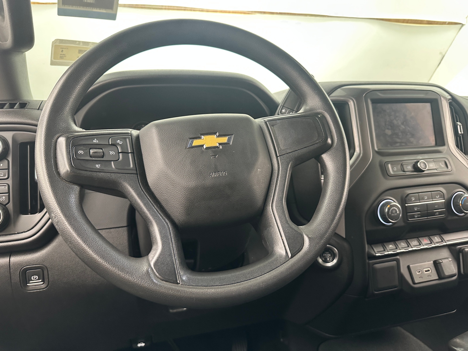 Thumbnail: 2022 Chevrolet Silverado 1500 - 5
