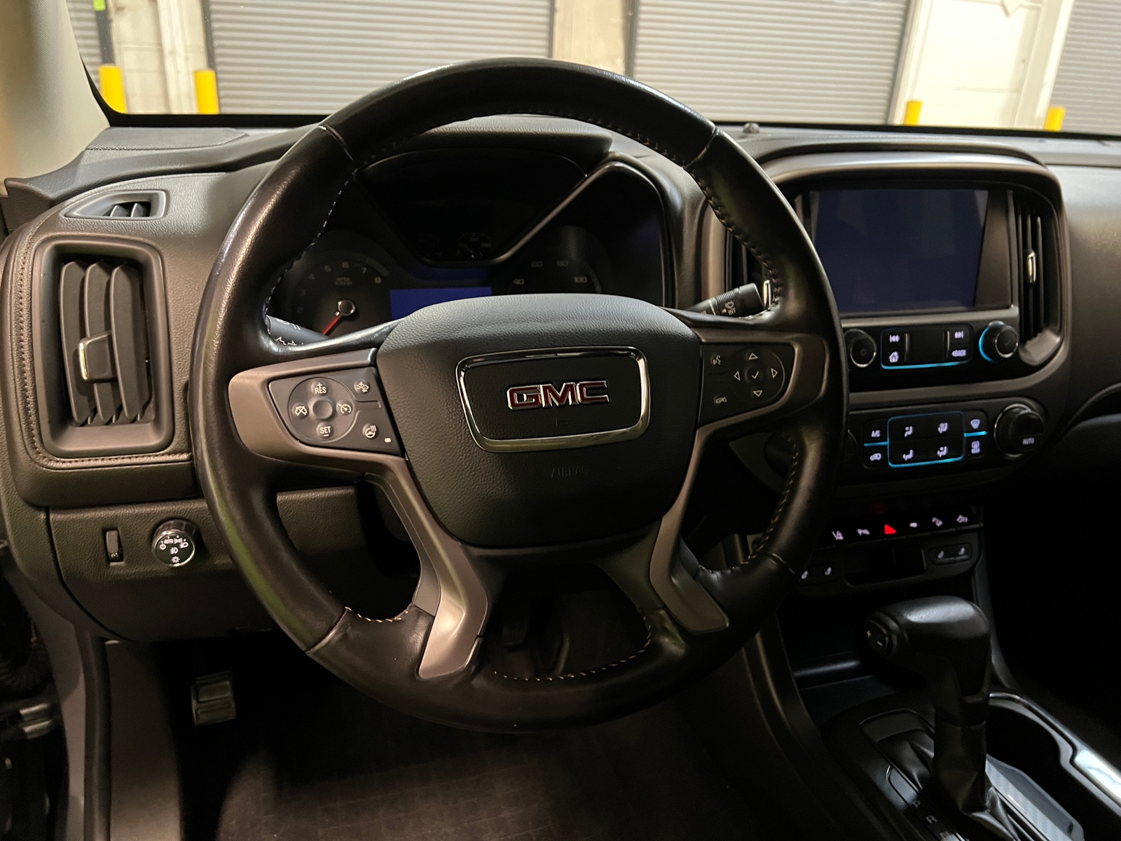 Thumbnail: 2021 GMC Canyon - 4