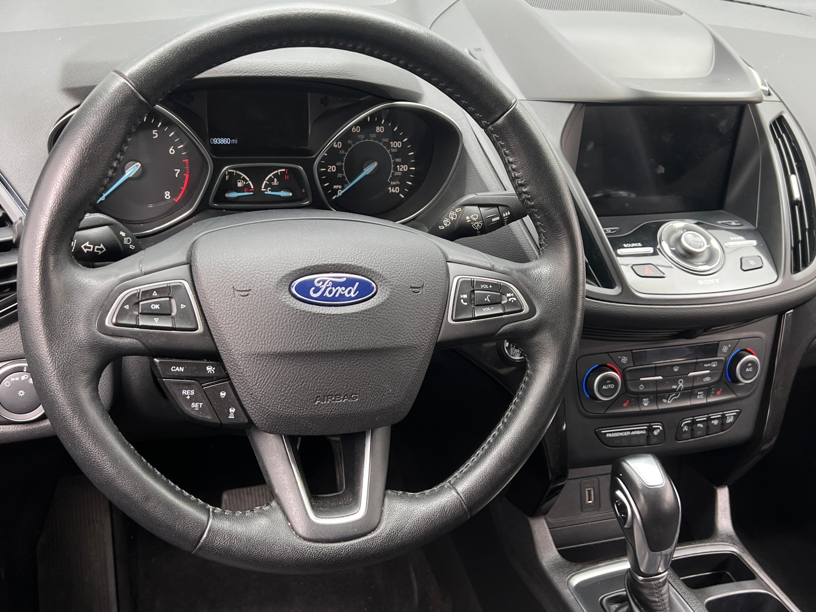 Thumbnail: 2019 Ford Escape - 4