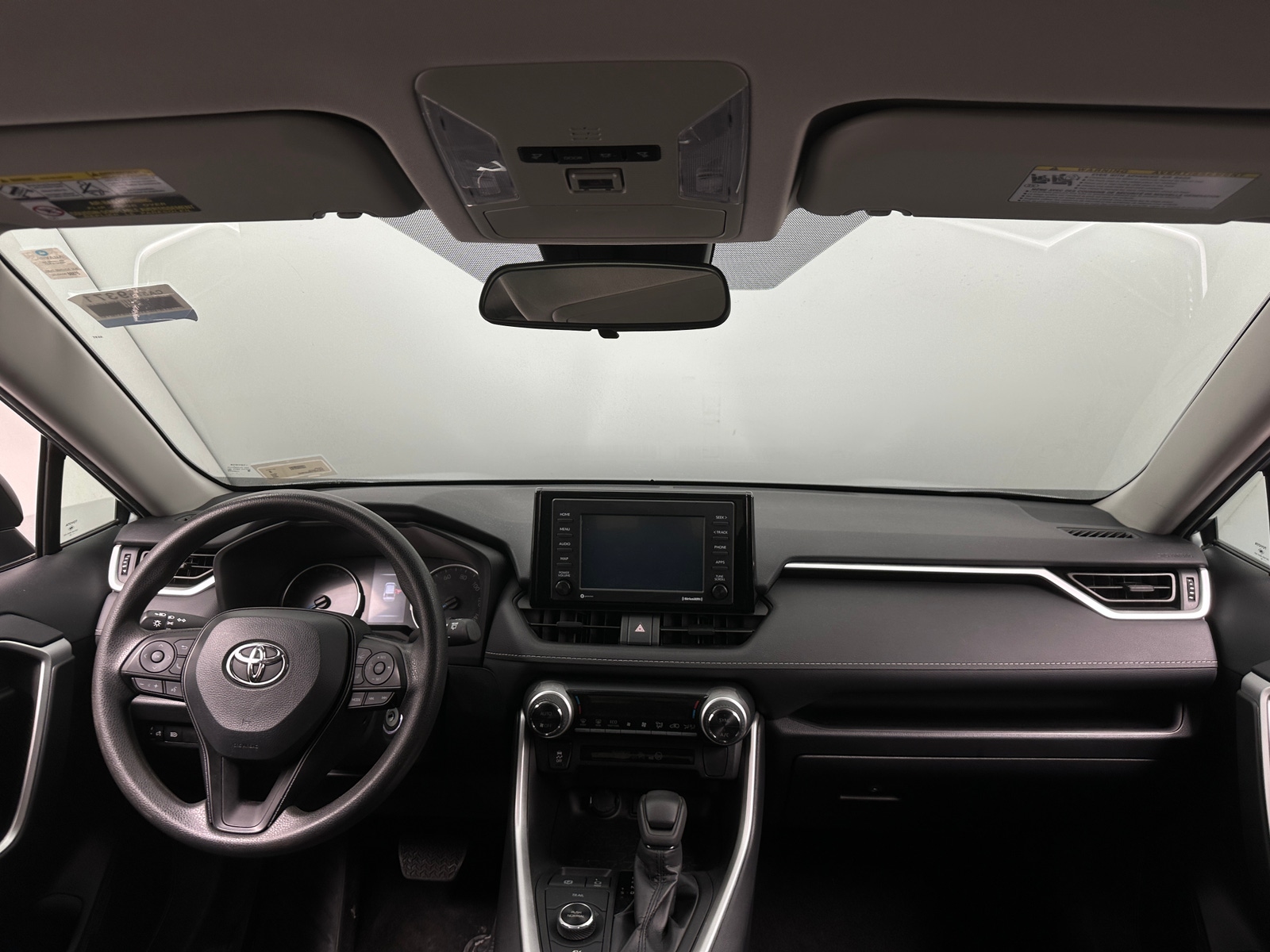 Thumbnail: 2022 Toyota RAV4 - 3