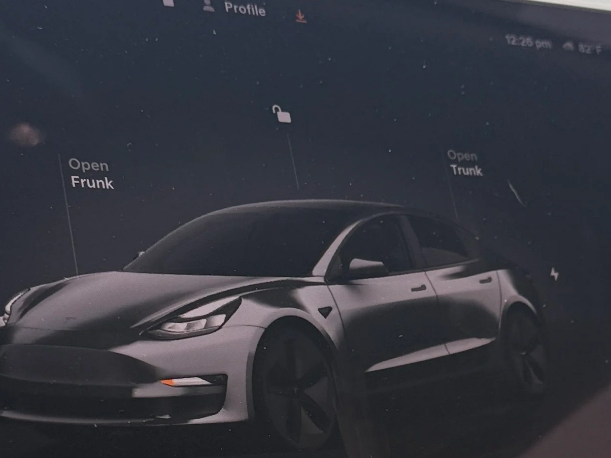 Thumbnail: 2023 Tesla Model 3 - 3