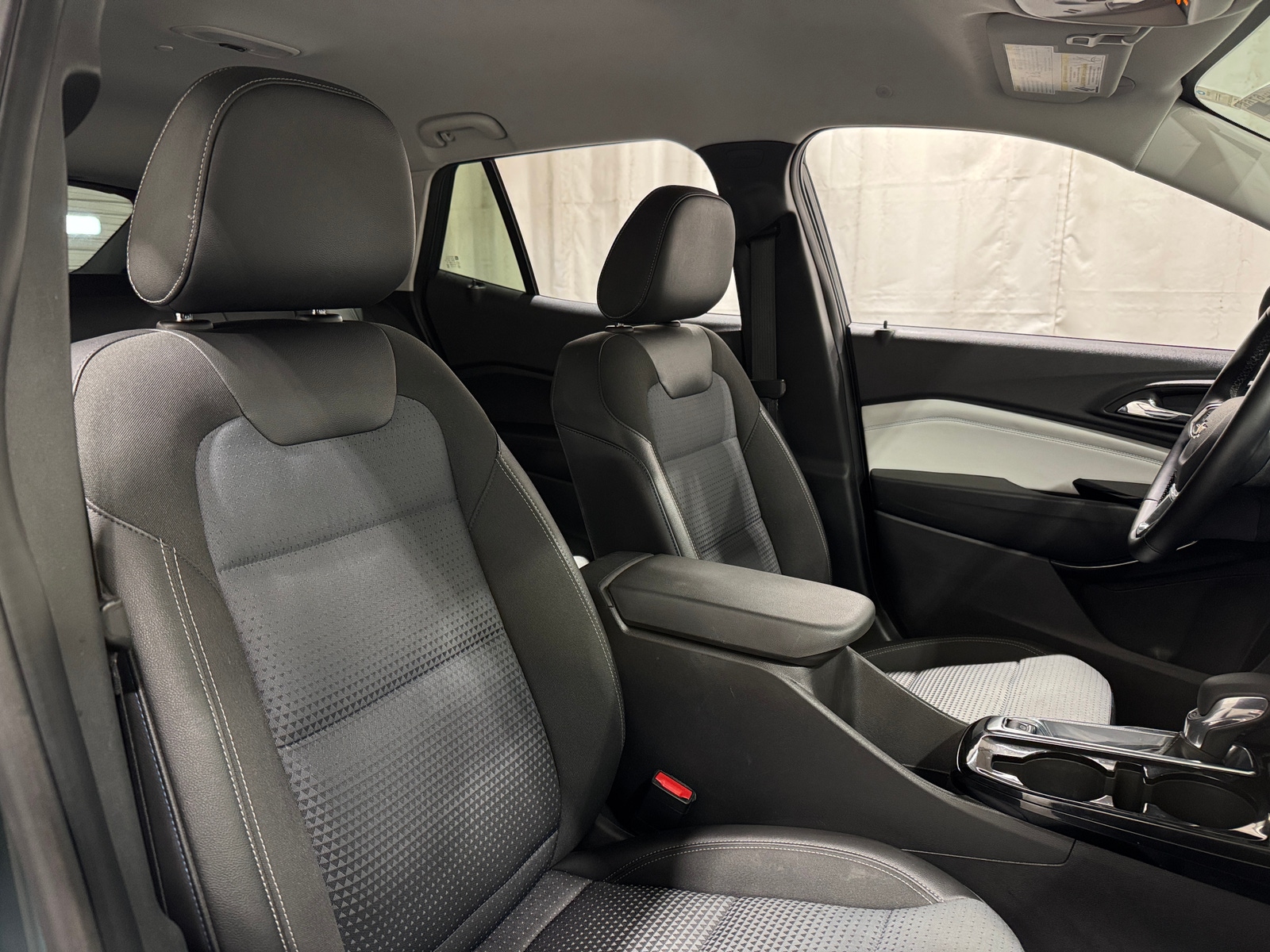 Thumbnail: 2025 Chevrolet Trax - 2