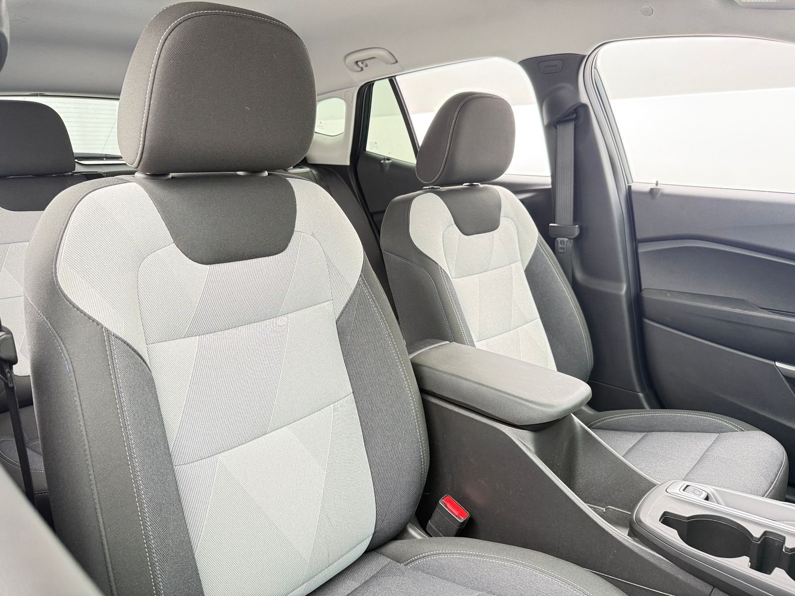 Thumbnail: 2025 Chevrolet Trax - 2