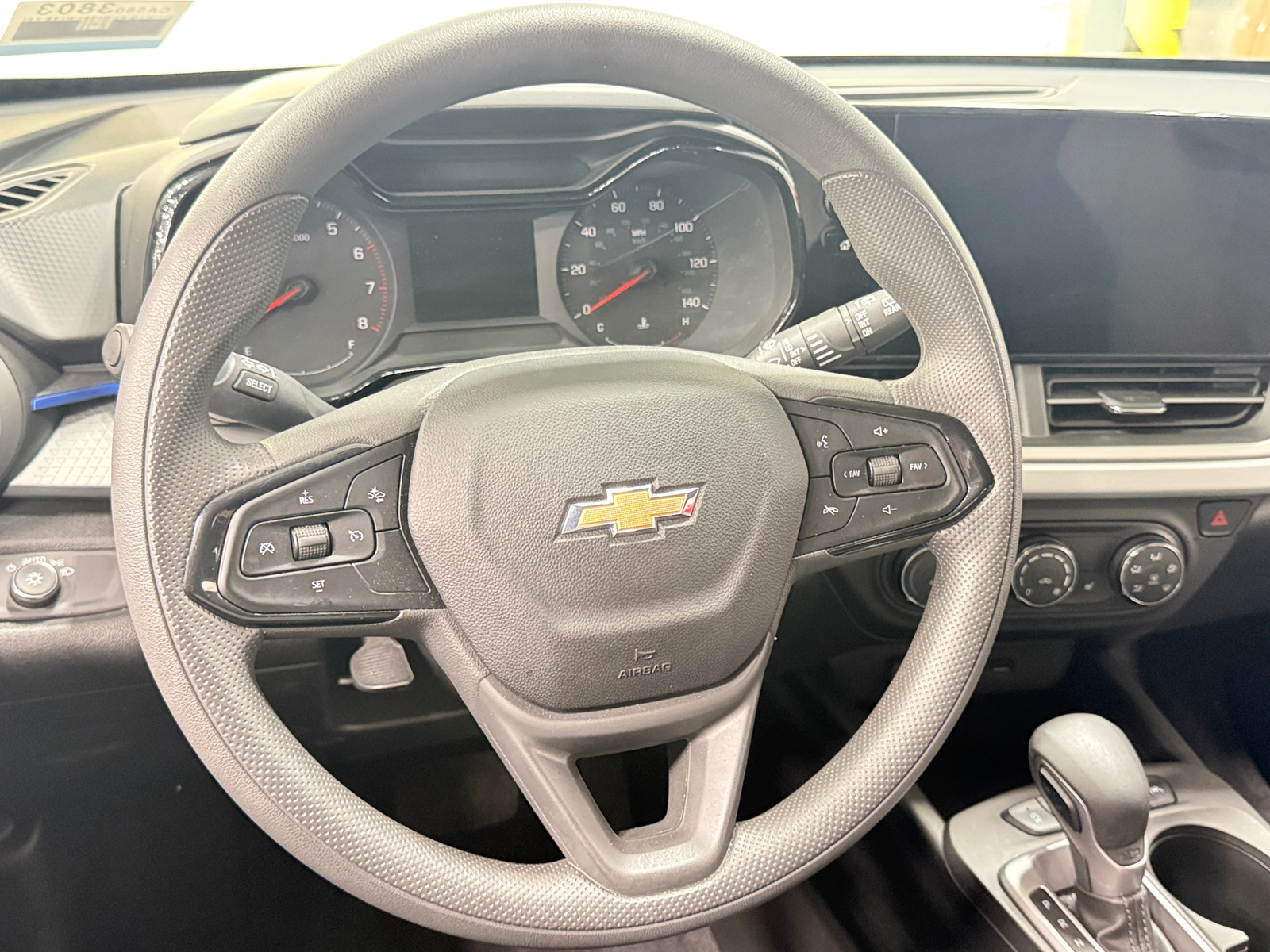 Thumbnail: 2025 Chevrolet Trax - 5