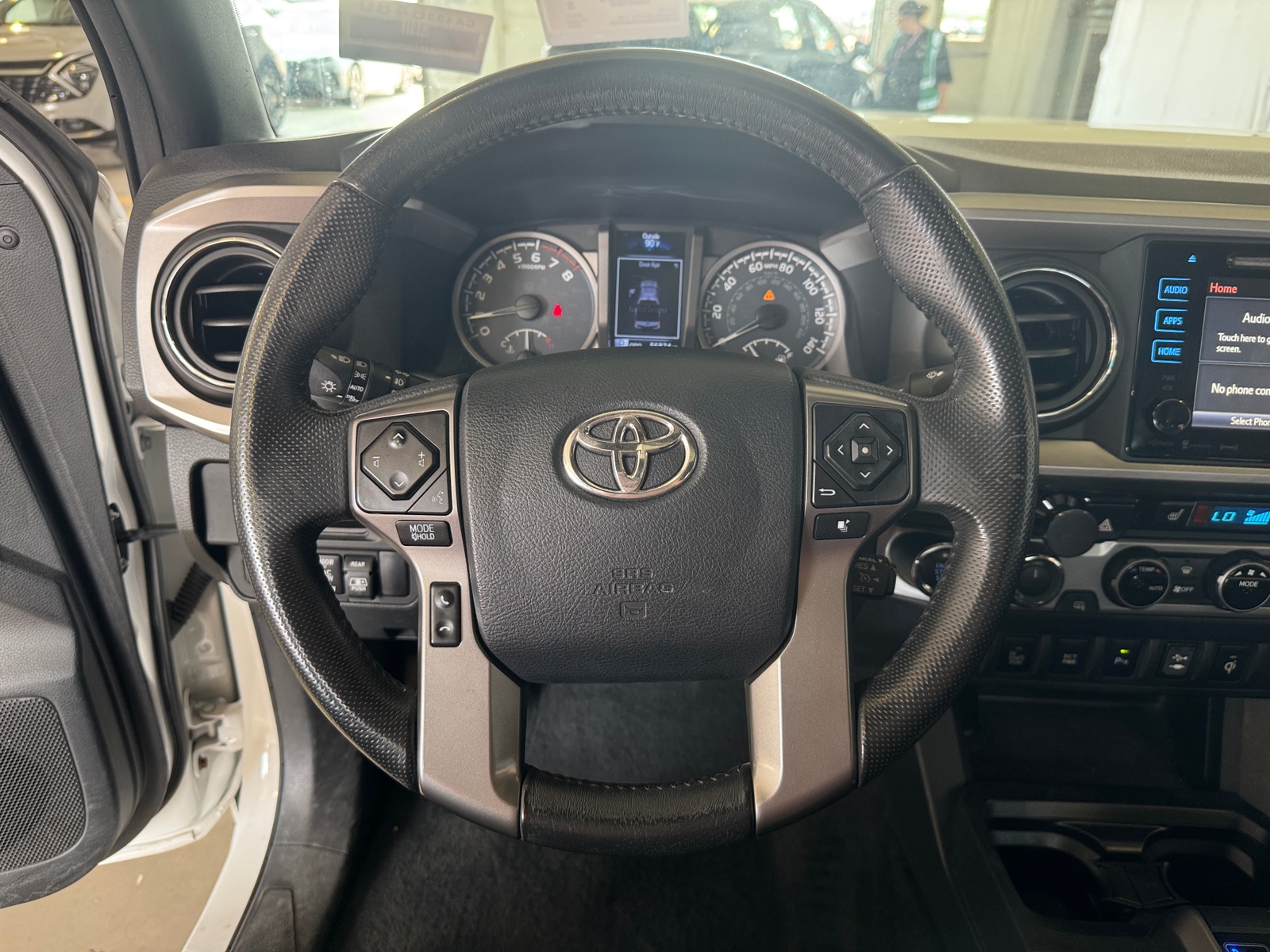 Thumbnail: 2017 Toyota Tacoma - 5