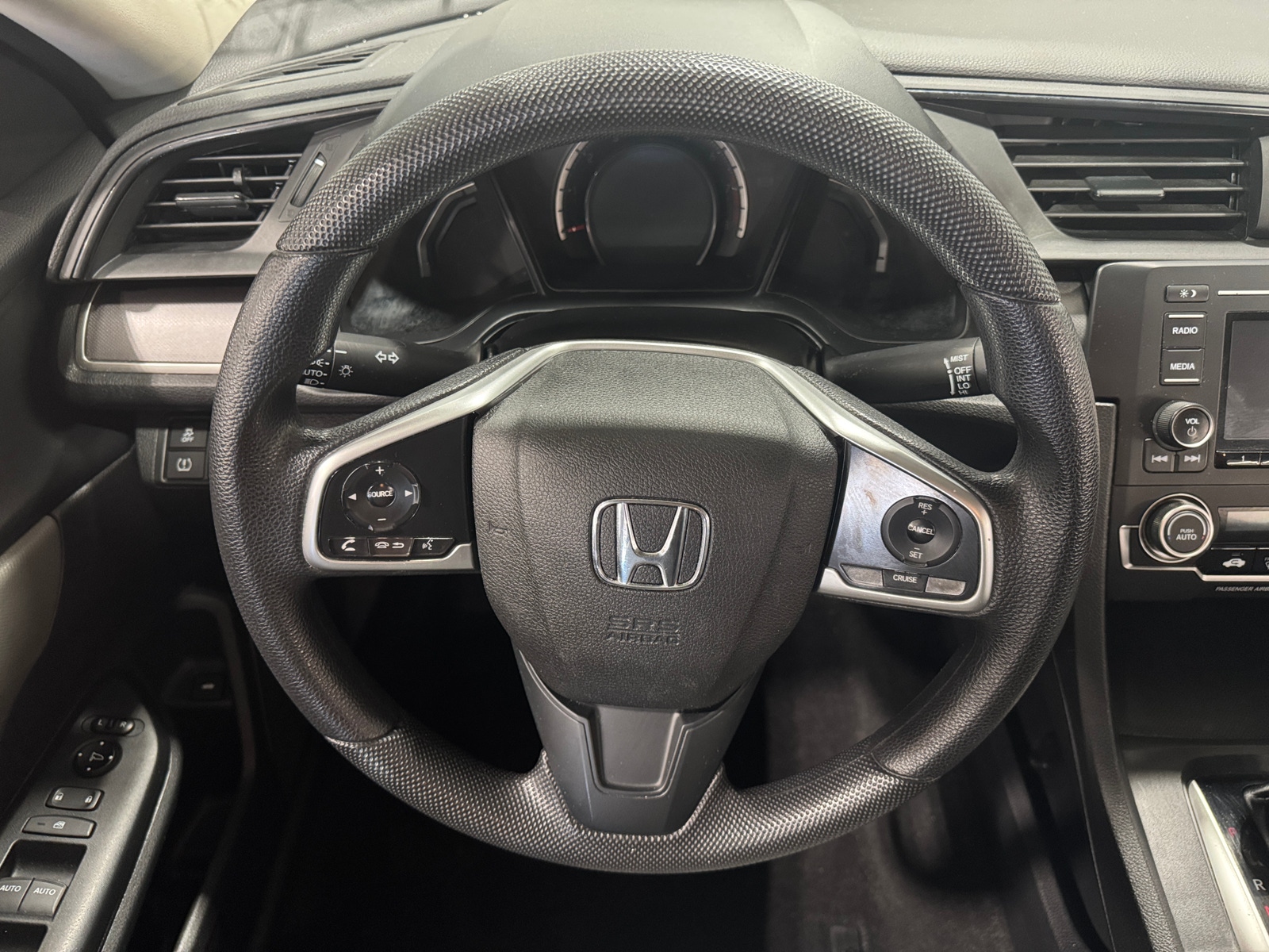 Thumbnail: 2017 Honda Civic - 5
