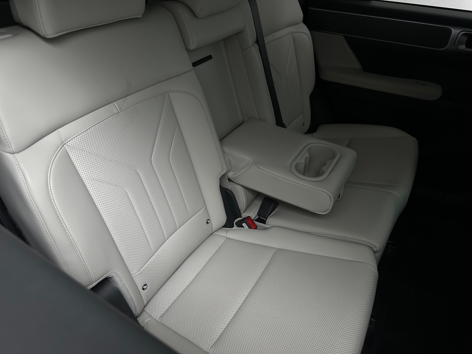 Thumbnail: 2026 Hyundai Santa Fe - 5