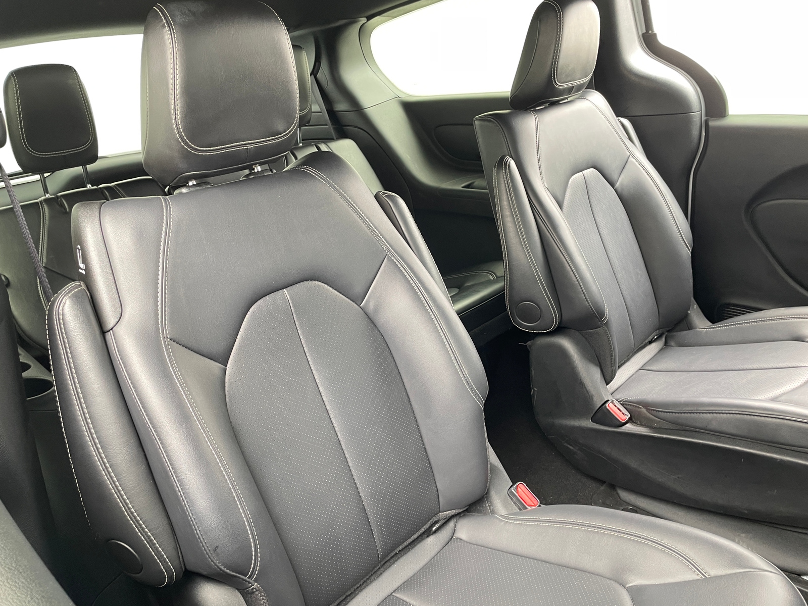 Thumbnail: 2024 Chrysler Pacifica - 5