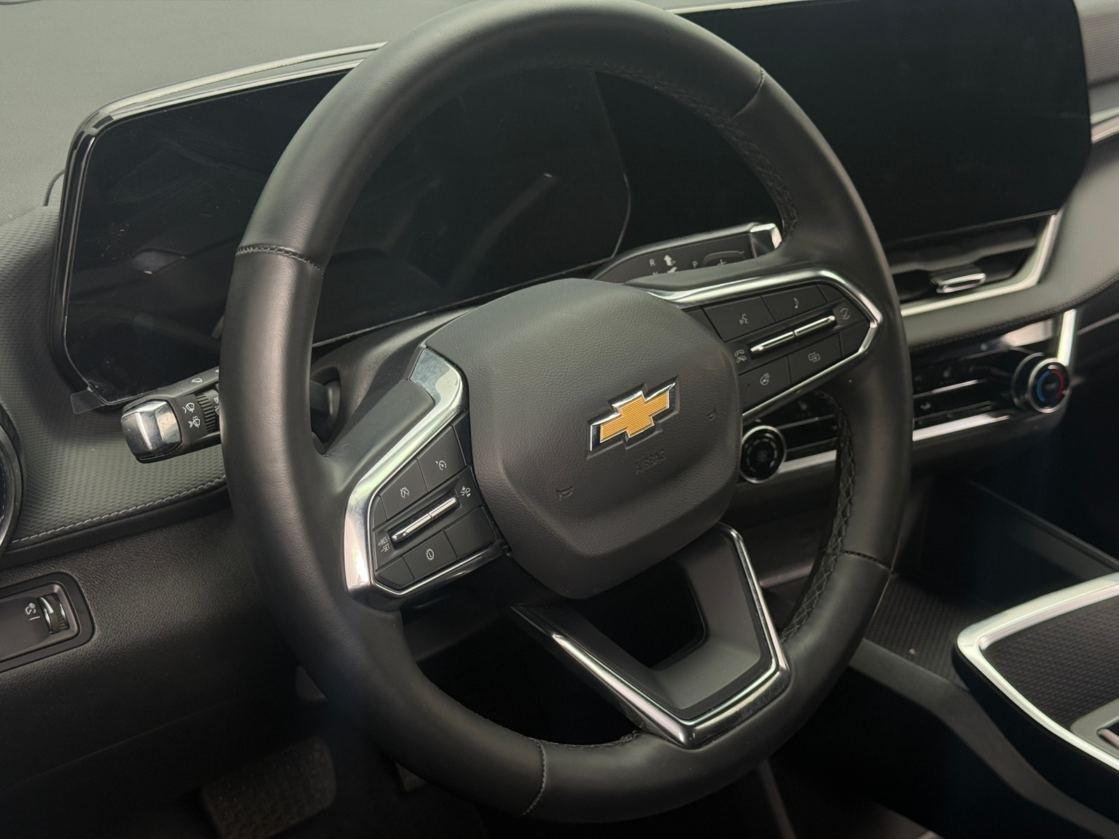 Thumbnail: 2025 Chevrolet Equinox - 5