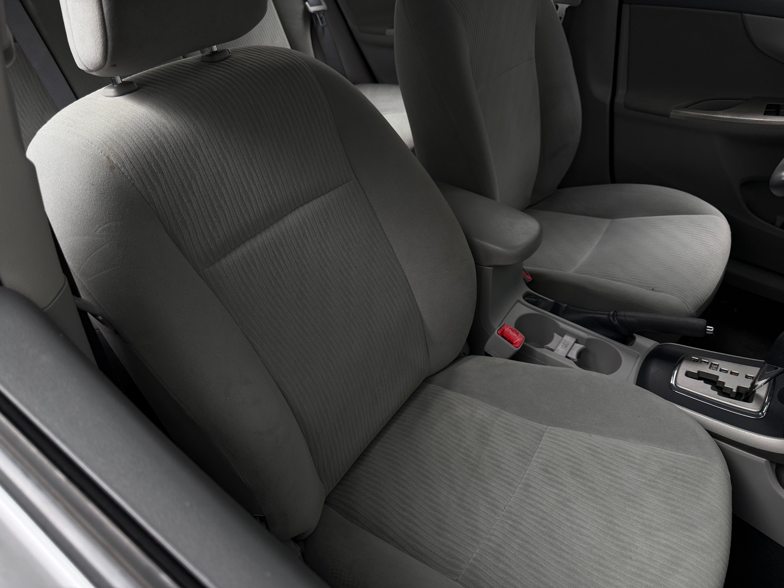Thumbnail: 2010 Toyota Corolla - 2