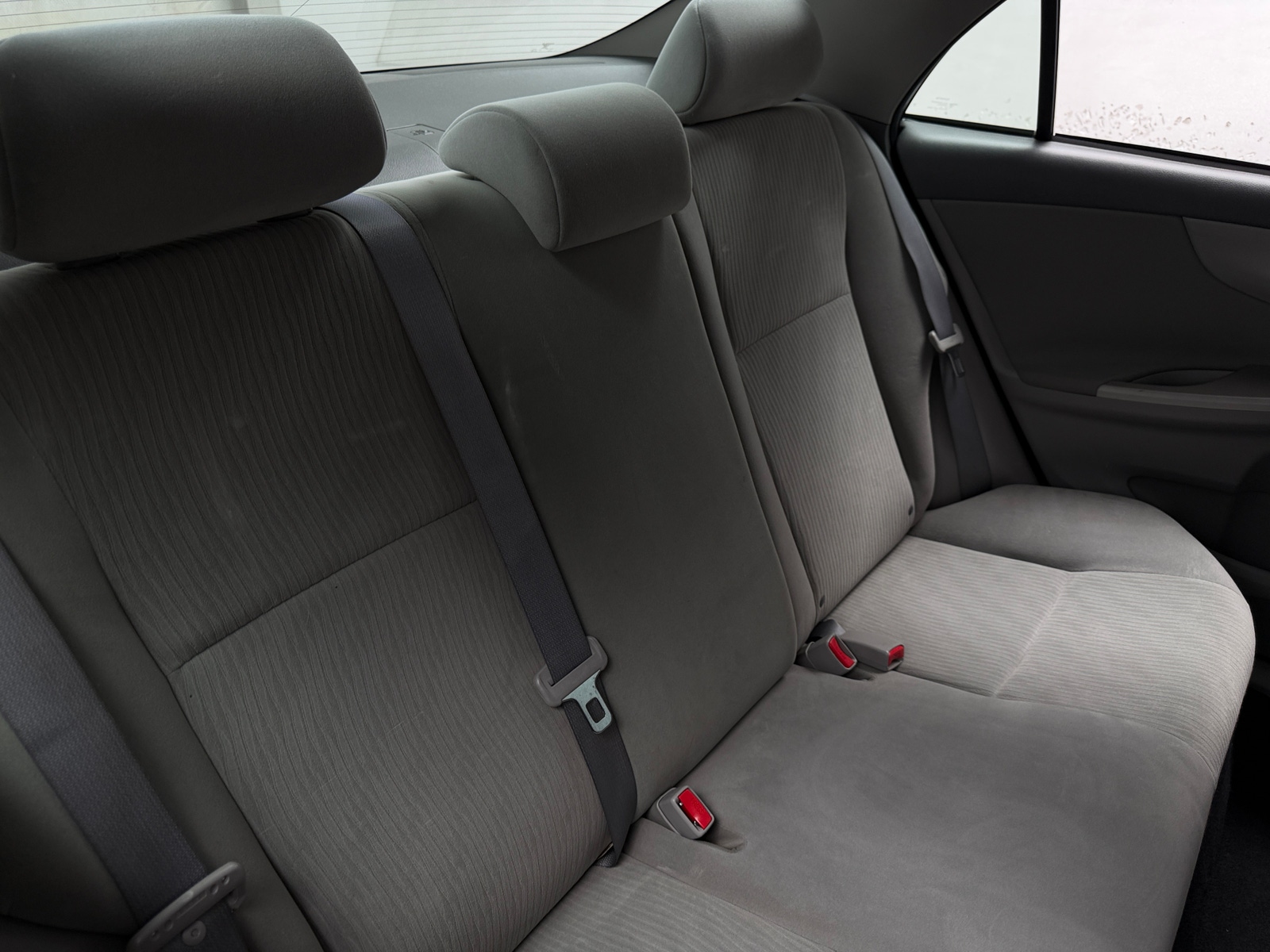 Thumbnail: 2010 Toyota Corolla - 6