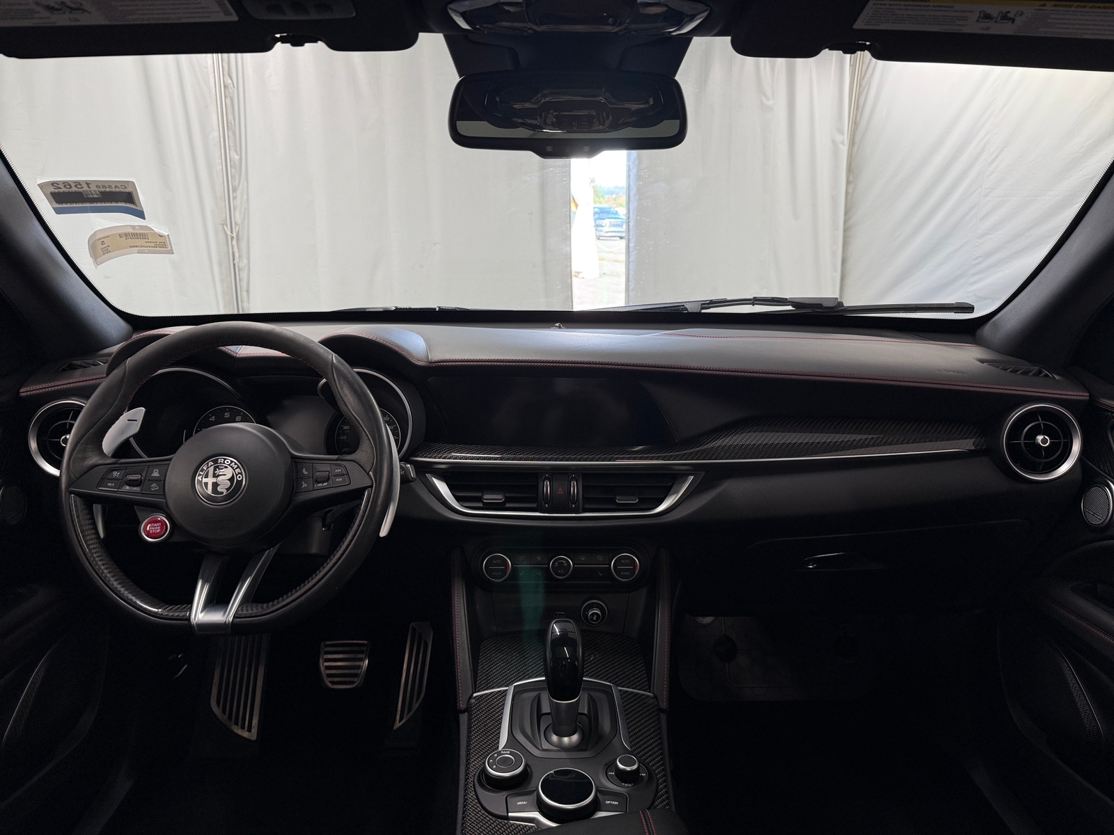Thumbnail: 2018 Alfa Romeo Stelvio - 2