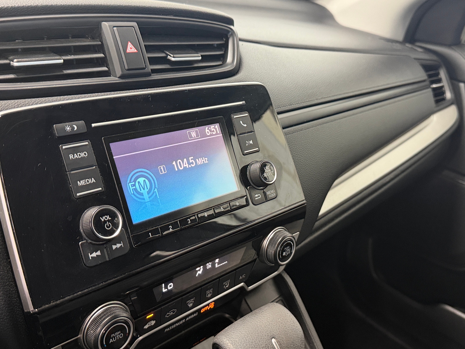 Thumbnail: 2017 Honda CR-V - 4
