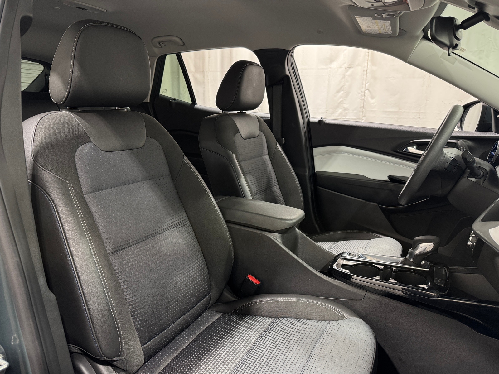Thumbnail: 2025 Chevrolet Trax - 2