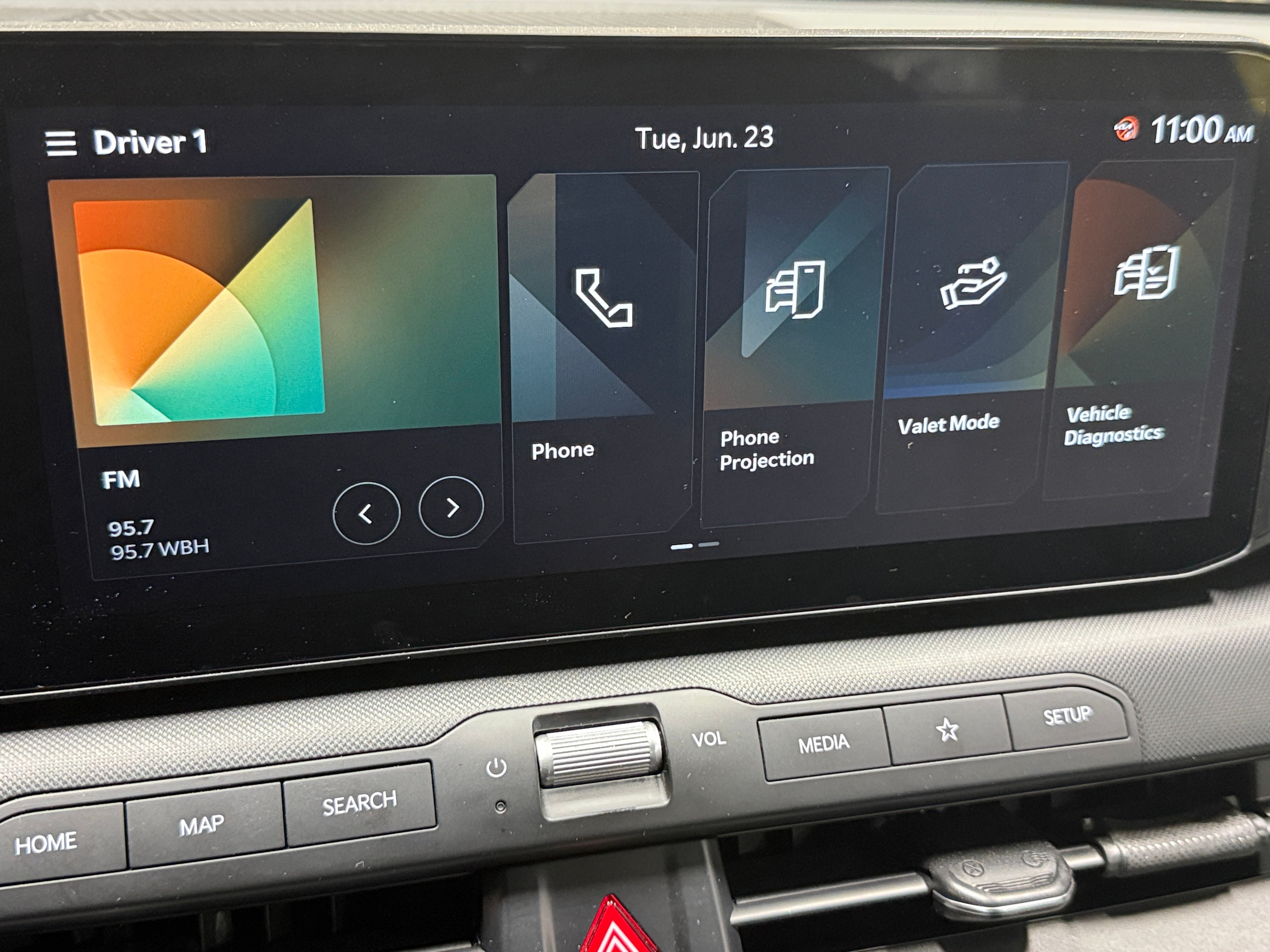2025 Kia K4 LXS - Photo 2