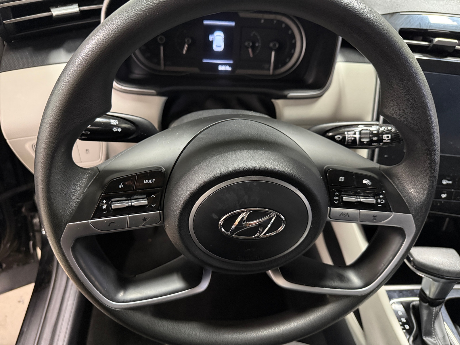Thumbnail: 2023 Hyundai Tucson - 5