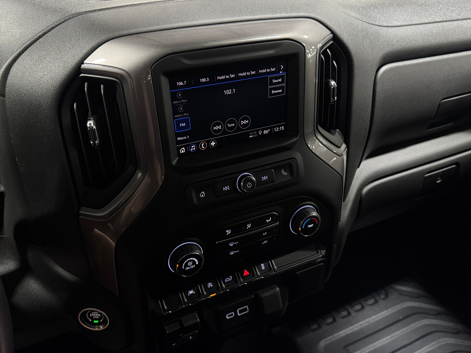 Thumbnail: 2026 Chevrolet Silverado 1500 - 4