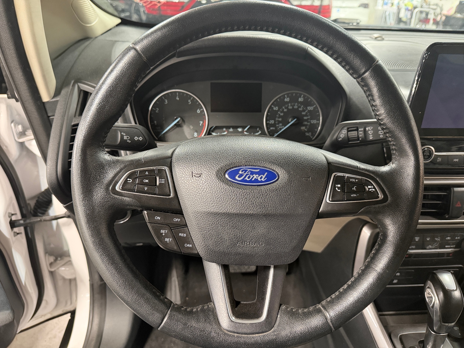Thumbnail: 2019 Ford EcoSport - 5