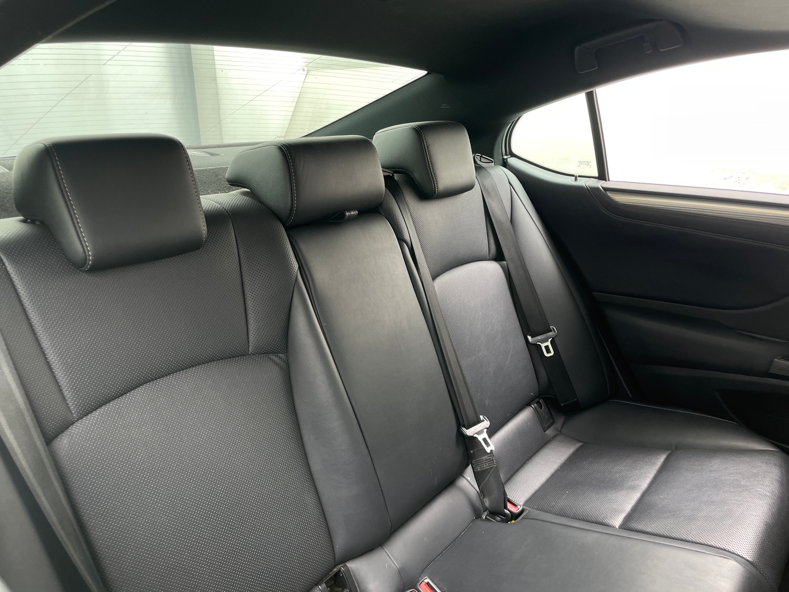 Thumbnail: 2019 Lexus ES - 6