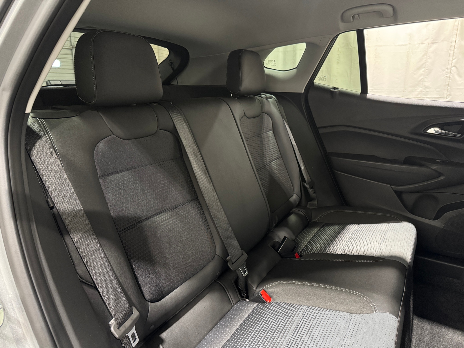 Thumbnail: 2025 Chevrolet Trax - 6
