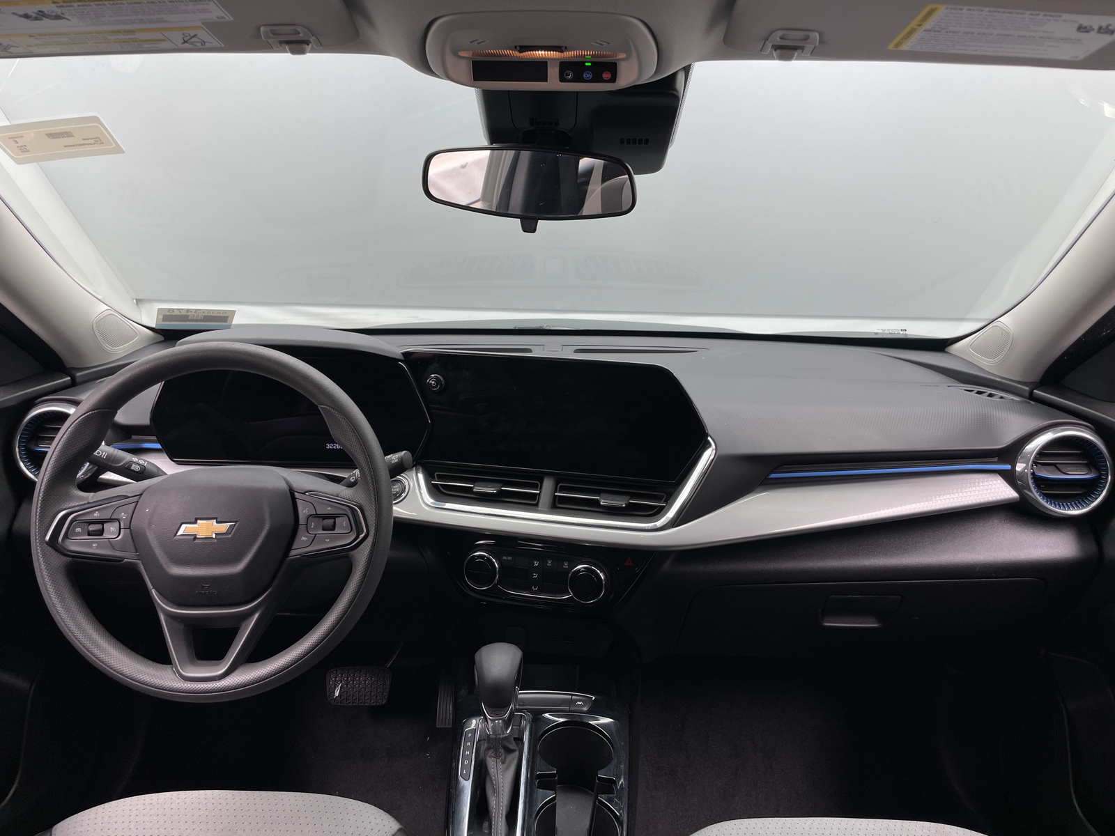 Thumbnail: 2025 Chevrolet Trax - 3