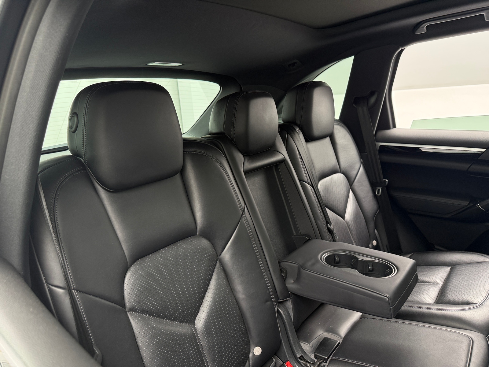 Thumbnail: 2016 Porsche Cayenne - 5