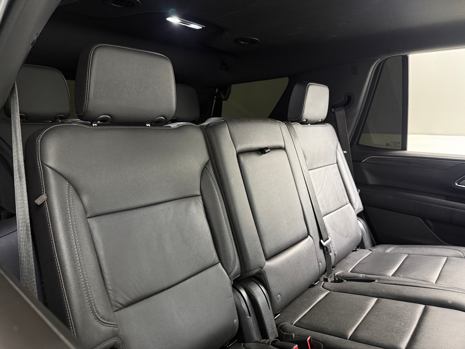 Thumbnail: 2023 Chevrolet Tahoe - 5