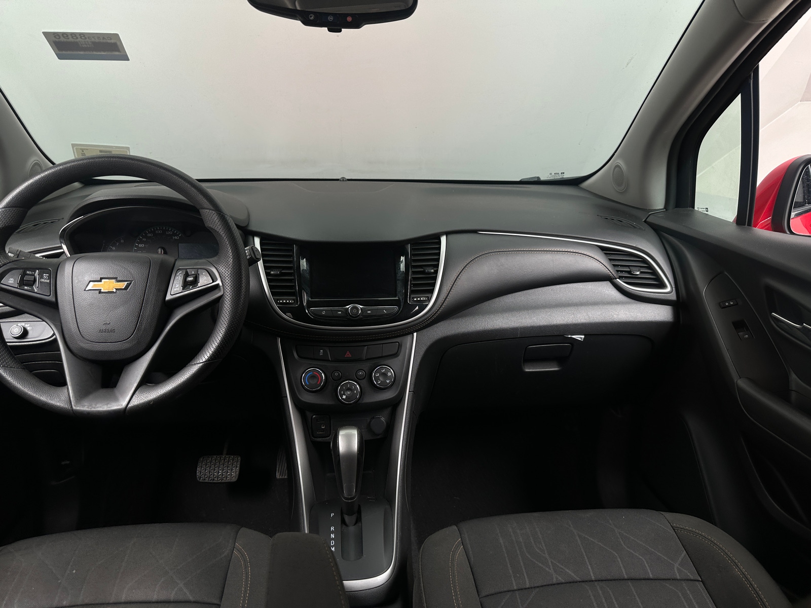 Thumbnail: 2020 Chevrolet Trax - 3