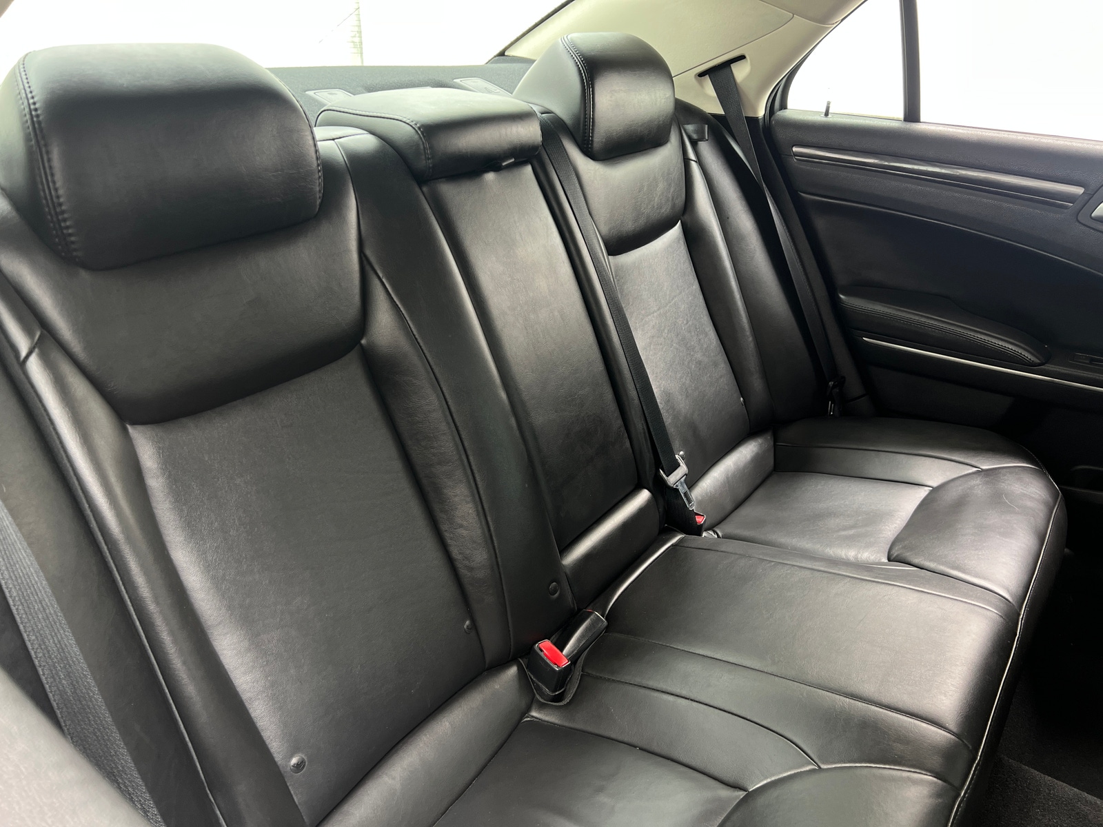 Thumbnail: 2019 Chrysler 300 - 5