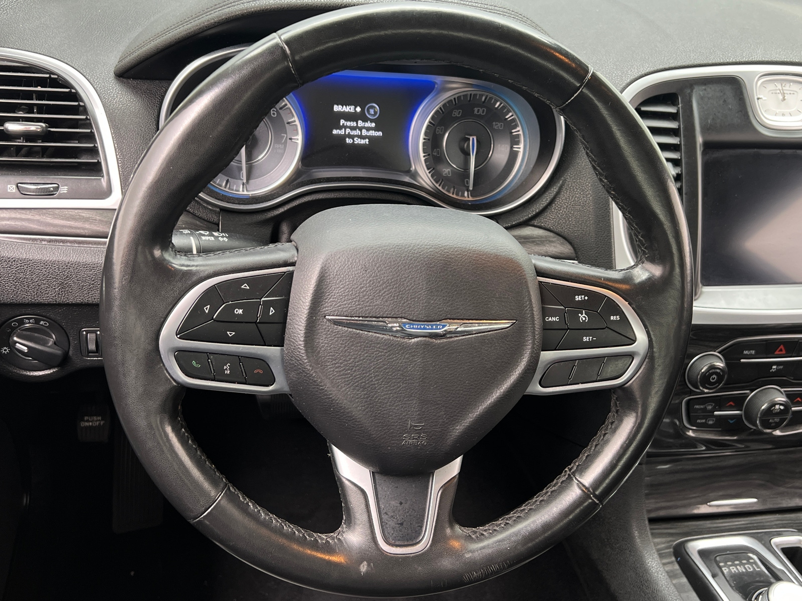 Thumbnail: 2019 Chrysler 300 - 4