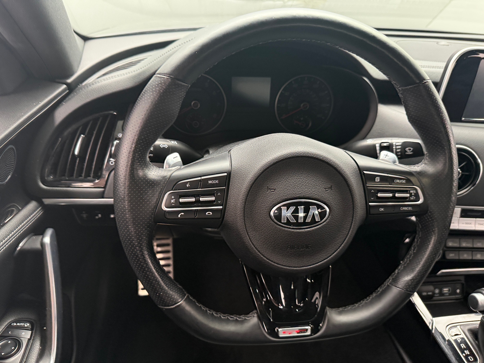 Thumbnail: 2020 Kia Stinger - 4
