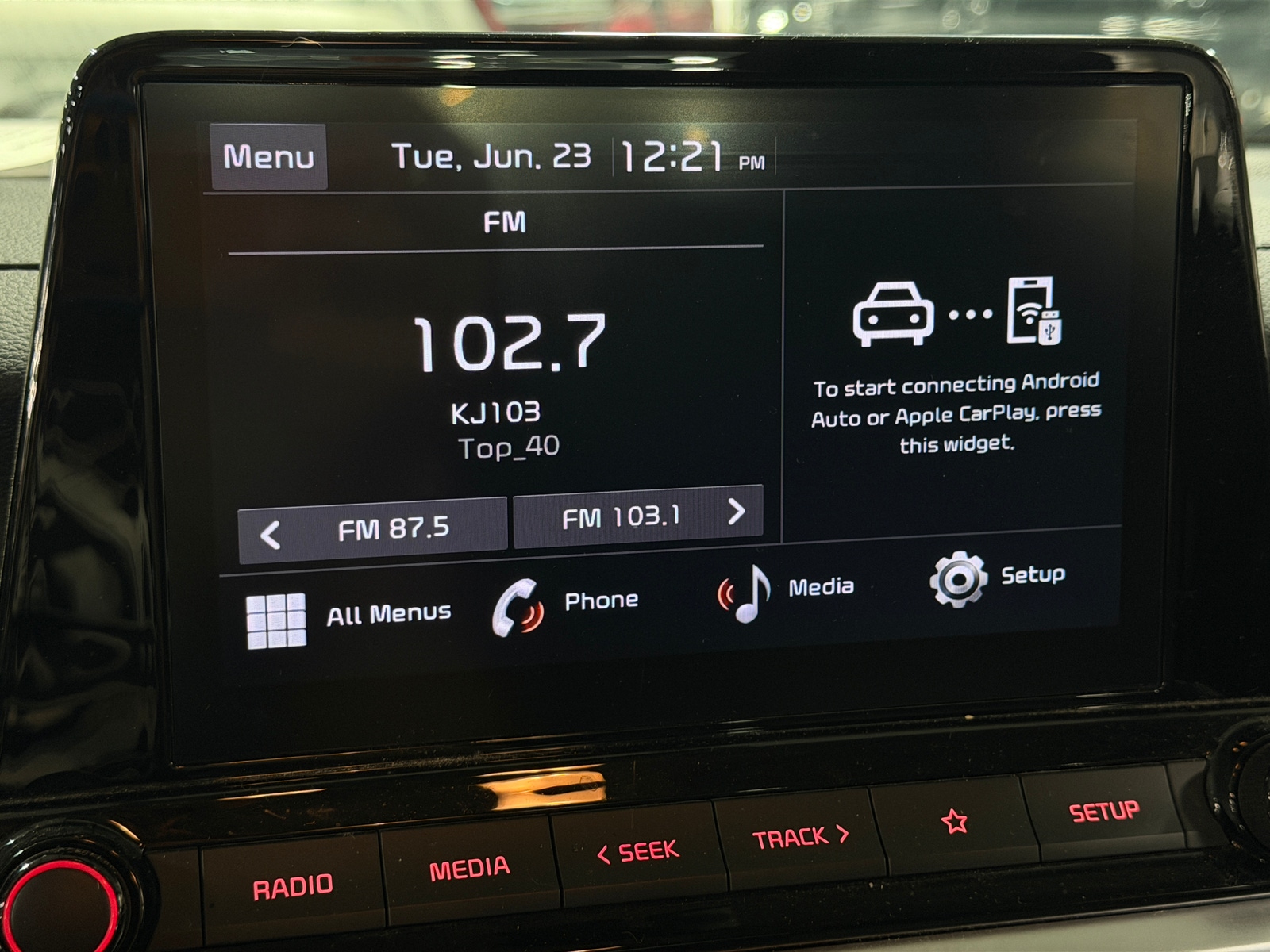 Thumbnail: 2024 Kia Forte - 4