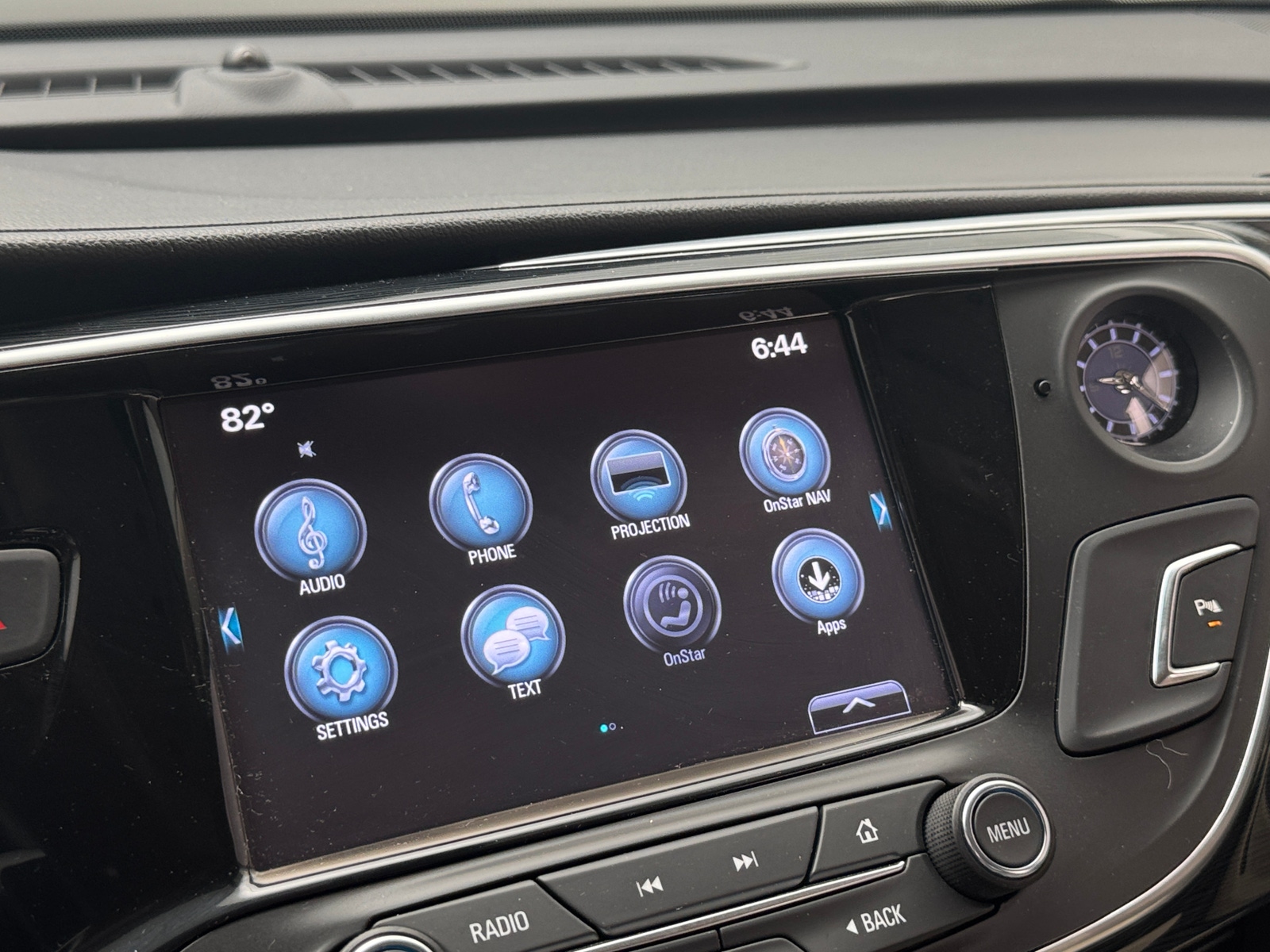 Thumbnail: 2018 Buick Envision - 3
