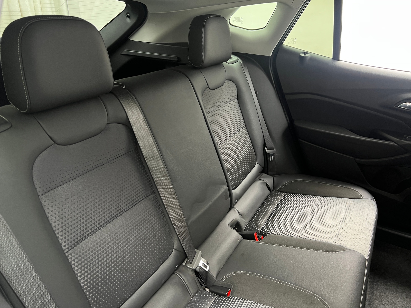 Thumbnail: 2025 Chevrolet Trax - 6