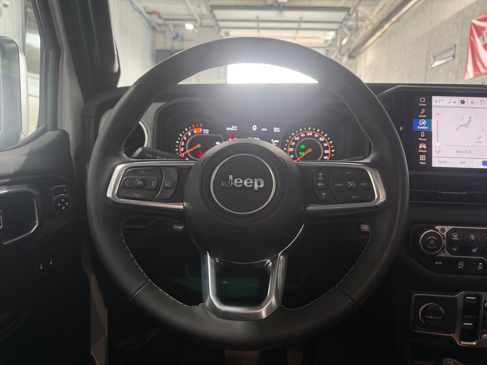 Thumbnail: 2025 Jeep Wrangler - 5