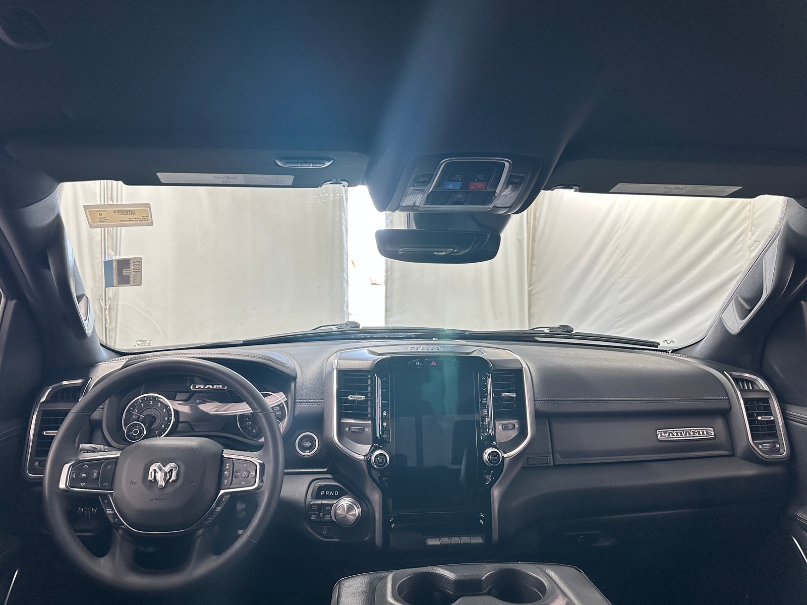 Thumbnail: 2025 RAM 1500 - 3