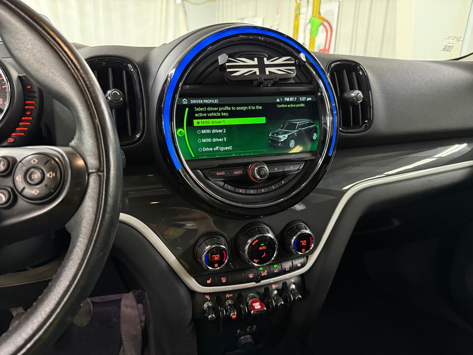 Thumbnail: 2017 MINI Cooper Countryman - 3