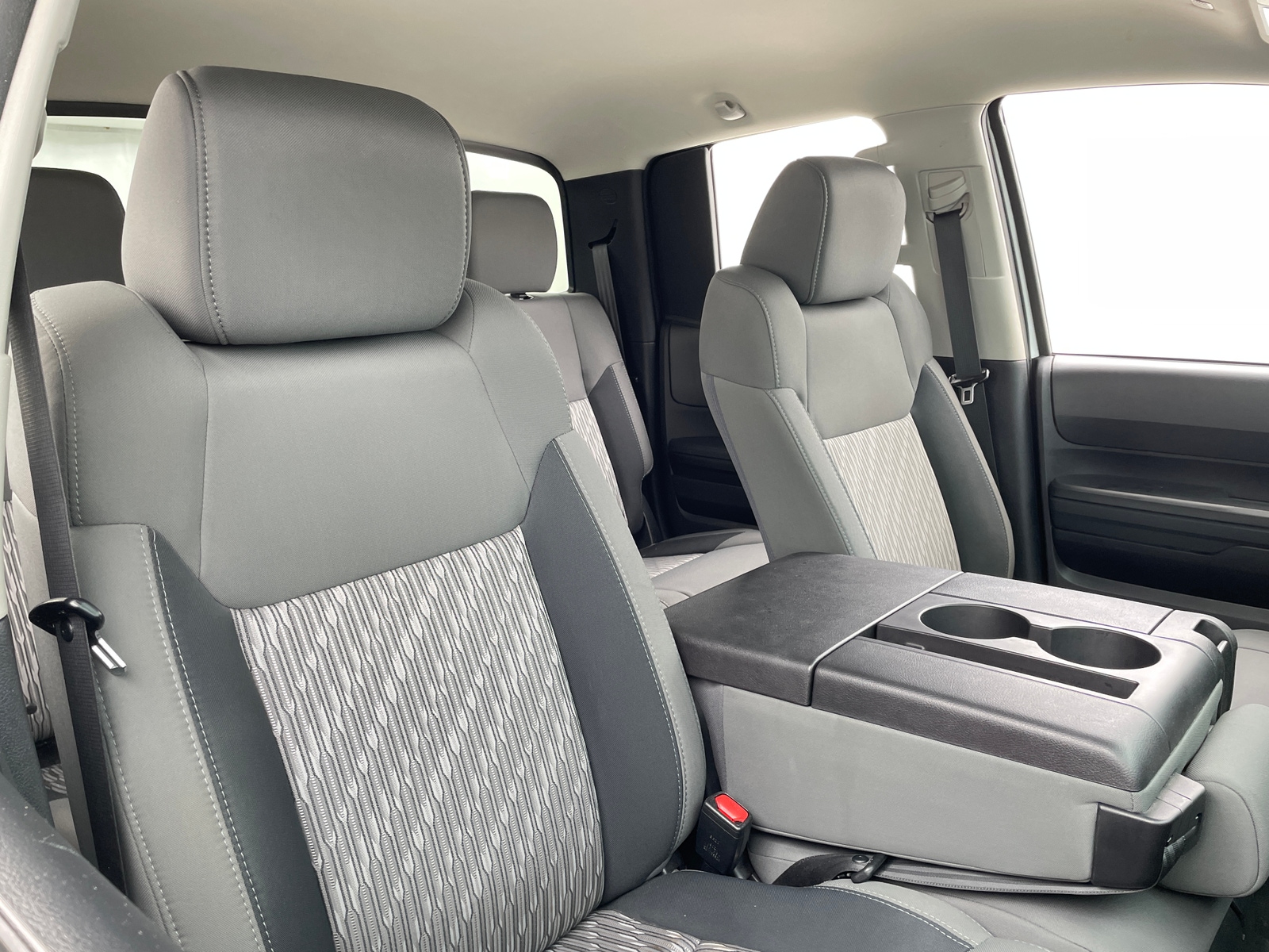 Thumbnail: 2020 Toyota Tundra - 2